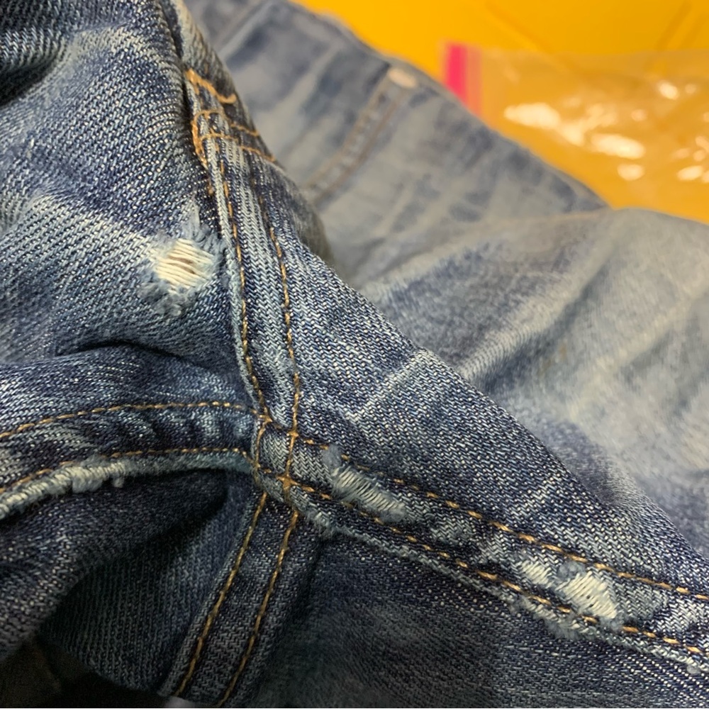 Men’s Bonobos Distressed Jeans - Picture 9 of 9